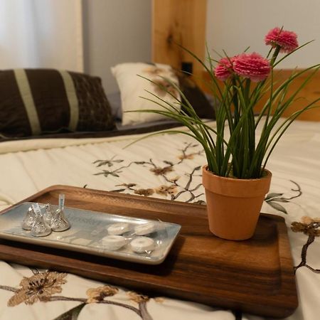 Trinity Escapes - Two Bedroom Two Bathroom Full Apartment Near Airport Anchorage Kültér fotó