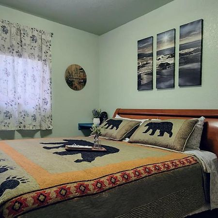 Trinity Escapes - Two Bedroom Two Bathroom Full Apartment Near Airport Anchorage Kültér fotó