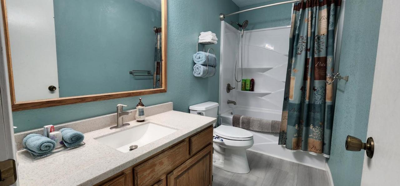 Trinity Escapes - Two Bedroom Two Bathroom Full Apartment Near Airport Anchorage Kültér fotó