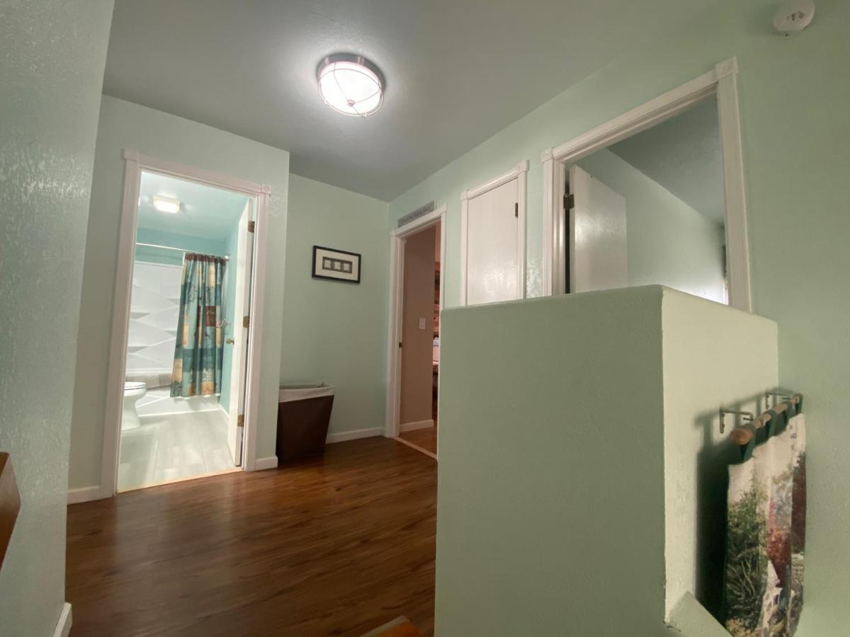 Trinity Escapes - Two Bedroom Two Bathroom Full Apartment Near Airport Anchorage Kültér fotó