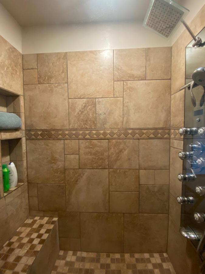 Trinity Escapes - Two Bedroom Two Bathroom Full Apartment Near Airport Anchorage Kültér fotó